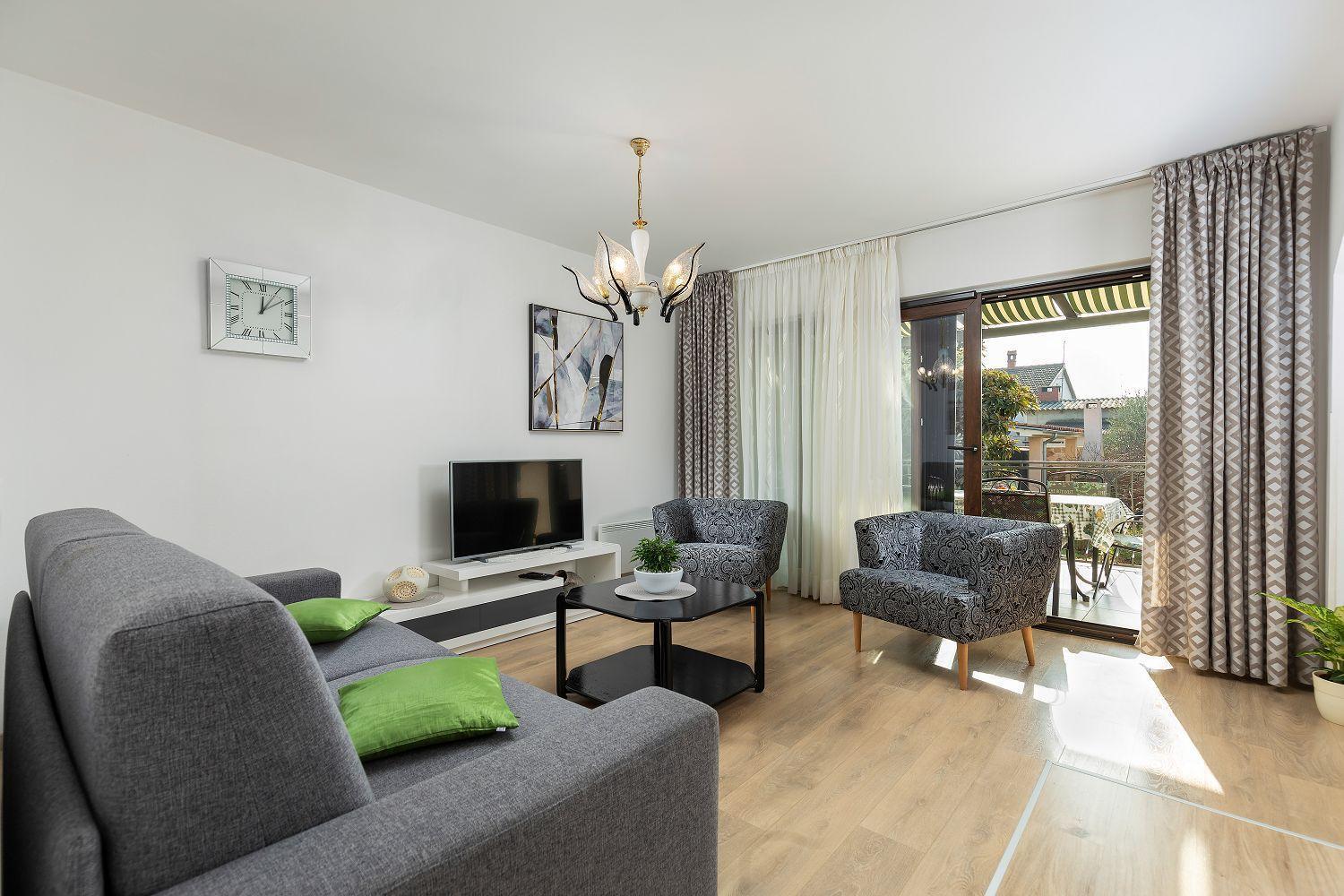 Neu Renovierte Ferienwohnung Mit Klima, Wlan, Terrasse Und Grill Pula Extérieur photo