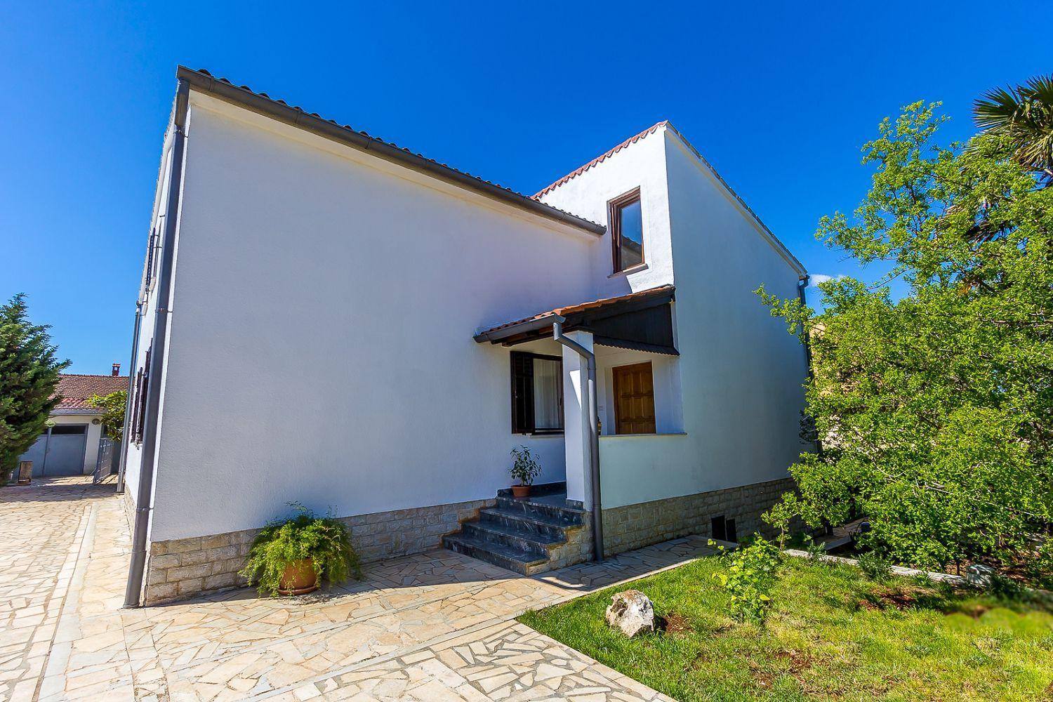 Neu Renovierte Ferienwohnung Mit Klima, Wlan, Terrasse Und Grill Pula Extérieur photo