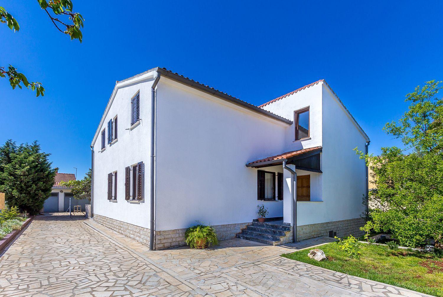 Neu Renovierte Ferienwohnung Mit Klima, Wlan, Terrasse Und Grill Pula Extérieur photo